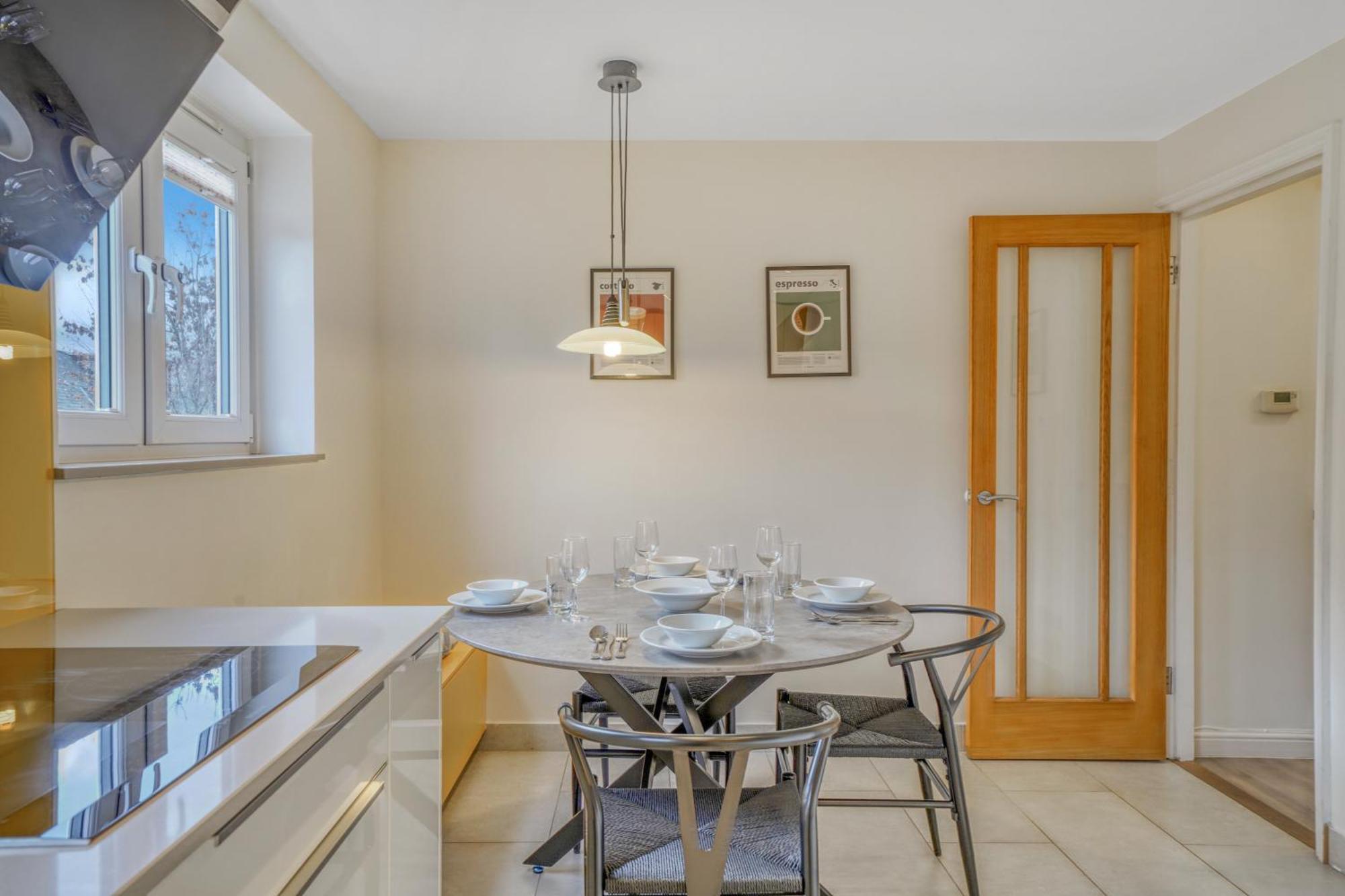 Executive 4 Bedroom Town House In Canada Water Free Wifi & Parking By City Stay Aparts Londýn Exteriér fotografie
