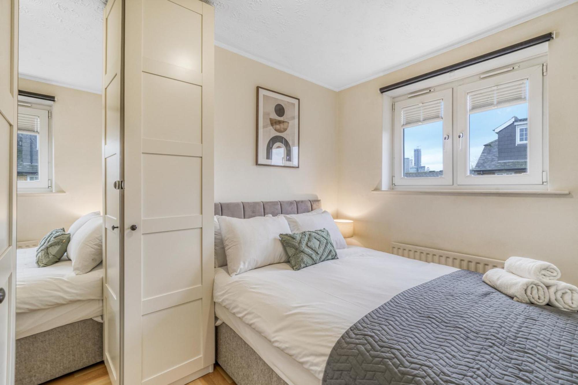 Executive 4 Bedroom Town House In Canada Water Free Wifi & Parking By City Stay Aparts Londýn Exteriér fotografie