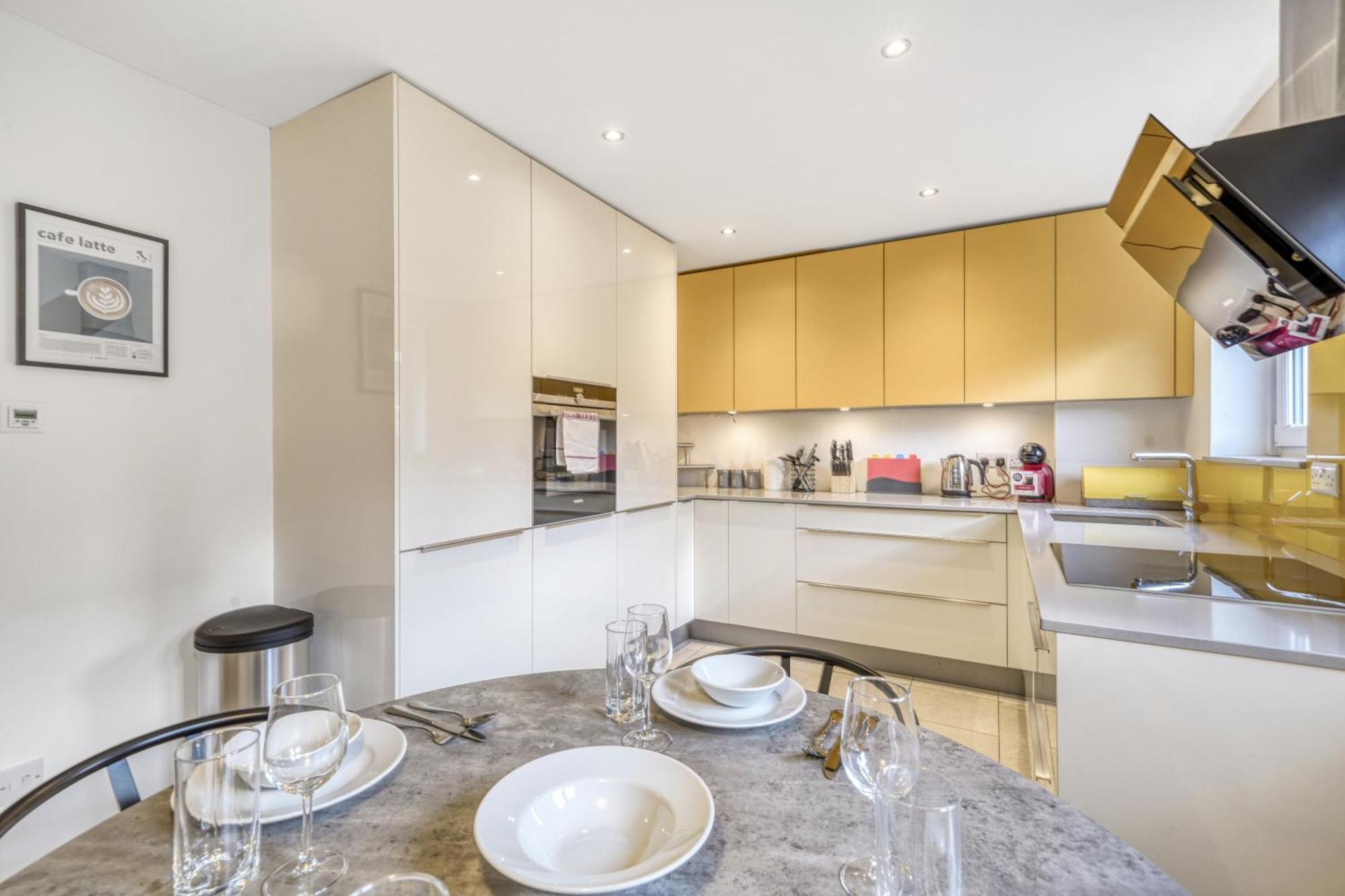 Executive 4 Bedroom Town House In Canada Water Free Wifi & Parking By City Stay Aparts Londýn Exteriér fotografie